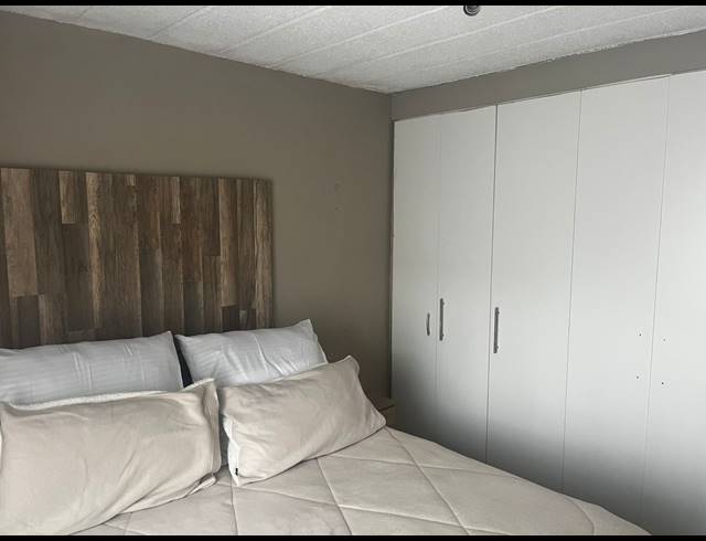 2 BEDROOM SECTIONAL TITLE FOR SALE IN RAVENSWOOD